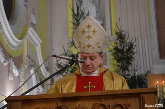 Магія Різдва: у луцькому соборі відбулося урочисте богослужіння. ФОТО