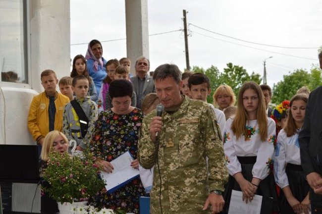 На Волині відкрили меморіальну дошку загиблому під Волновахою військовому