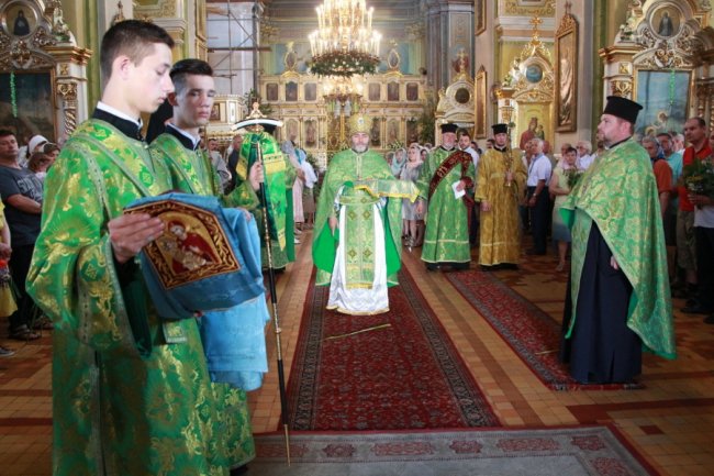 У головному соборі Луцька відправили святкову службу і освятили зілля. ФОТО
