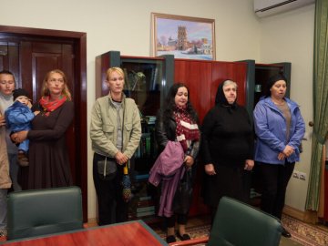 У Луцьку матерям загиблих Героїв вручили ордени