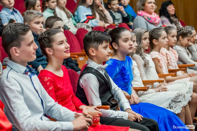 Як у Луцьку фестивалили двійнята та близнята. ФОТО