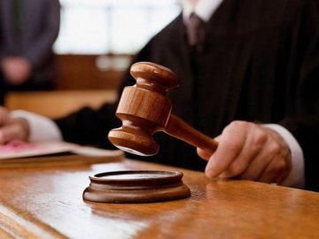 Суд звільнив від покарання військову з Волині, яка півтора року не з'являлась на службі