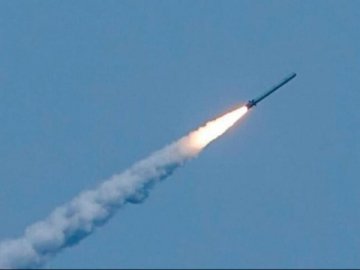 На Хмельниччині уламки збитих російських ракет пошкодили залізничну колію