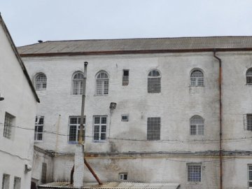 Встановили ймовірну особу, яка причетна до смерті ув'язненого у луцькому СІЗО