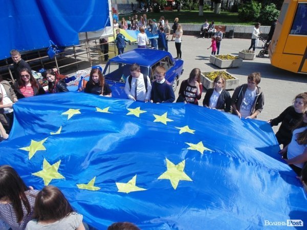 Центр Луцька розмалювали по-європейськи. ФОТО