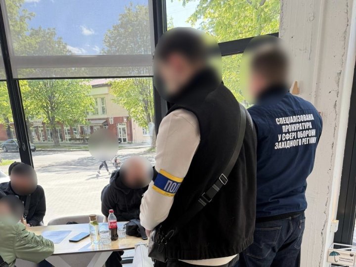 На Волині уродженець Росії вимагав 6 тисяч доларів від військовозобов’язаного за зняття з розшуку