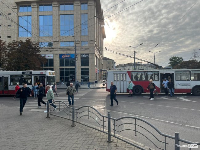 У центрі Луцька – затор через несправність тролейбусної лінії 