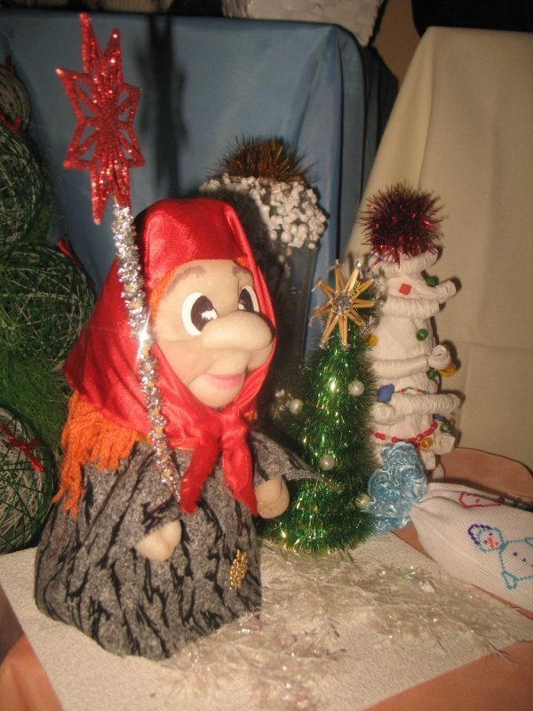 На Волині зробили ялинку з пір’я. ФОТО