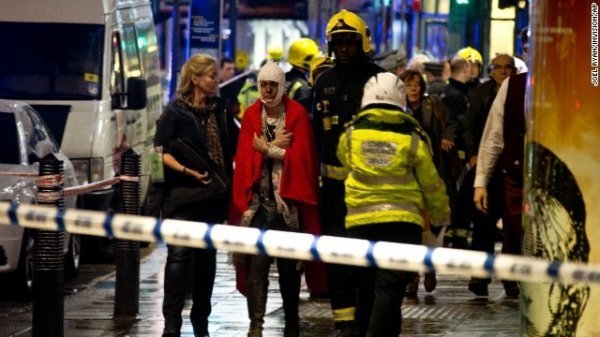 У лондонському театрі під час вистави обвалився балкон. ФОТО