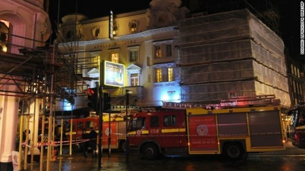 У лондонському театрі під час вистави обвалився балкон. ФОТО