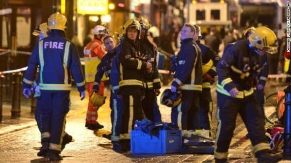 У лондонському театрі під час вистави обвалився балкон. ФОТО