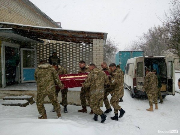 У Луцьк привезли тіло загиблого Героя Ігоря Климюка