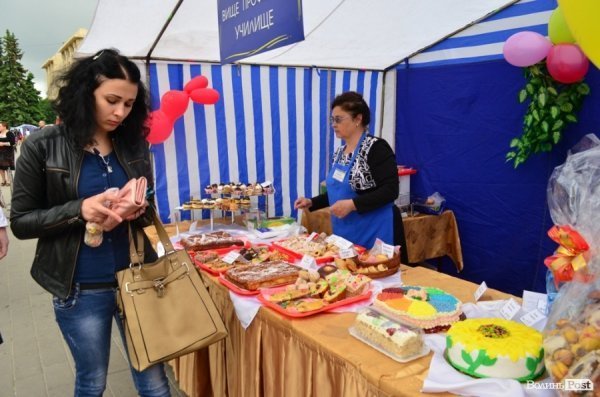 ПТУ Волині презентують: одяг, їжа, меблі та навіть мангал. ФОТО 