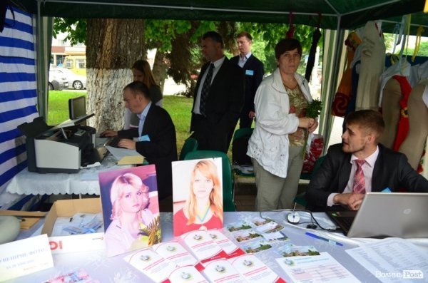 ПТУ Волині презентують: одяг, їжа, меблі та навіть мангал. ФОТО 