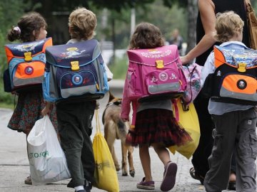 Як українцям зібрати дитину до школи та у скільки це обійдеться: поради експертів
