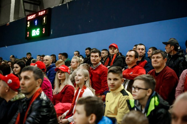  Розгромна перемога: ФК «Любарт» виграв перший матч Кубку України з футзалу. ФОТО