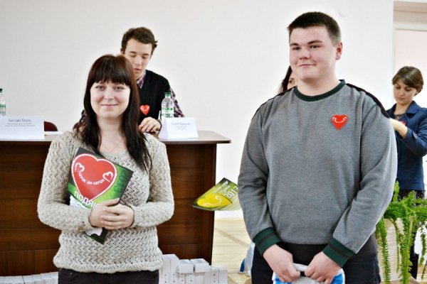 Організатори масштабної благодійної акції на Волині допомогли дітям з вадами слуху. ФОТО