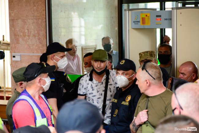 Як ветерани АТО ходили на розмову до Погуляйка. ФОТОРЕПОРТАЖ