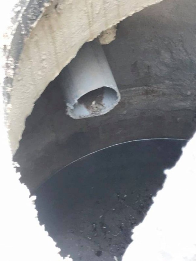 Можуть потрапляти в озеро: у Світязі селяни незаконно зливають нечистоти 