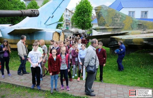 У музеї військової техніки відбулося відкриття оновленої стели Героїв Радянського Союзу. ФОТО