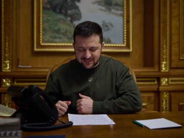 Україна отримає від Франції легкі танки і бронетранспортери Bastion