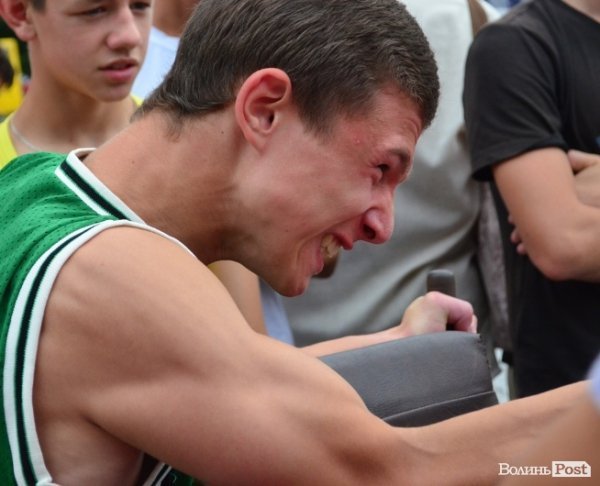 У Луцьку думали, билися і мірялися. ФОТО