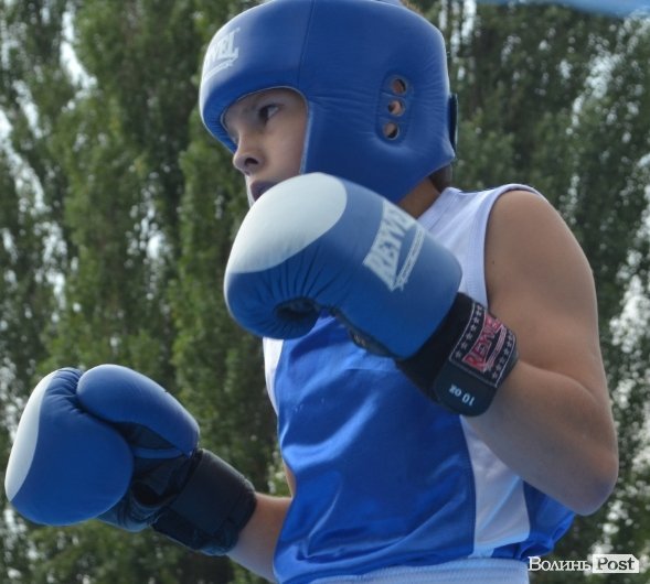 У Луцьку думали, билися і мірялися. ФОТО