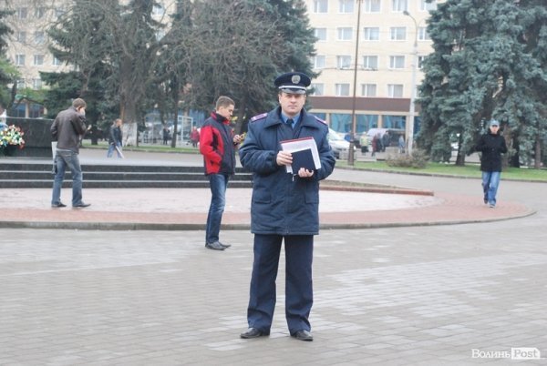 У Луцьку розпочався Євромайдан. ФОТО. ВІДЕО