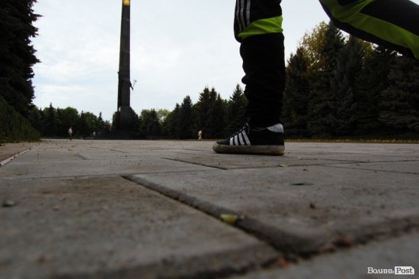 Меморіал в Луцьку оновили до Дня Перемоги