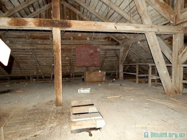 Фотоекскурсія на закинутий елеватор у Луцьку