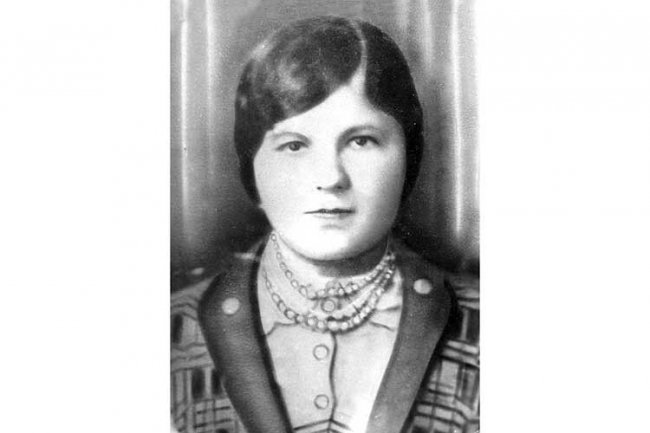  Найбагатодітніша мати України: волинянка за 23 роки народила 22 дітей  	