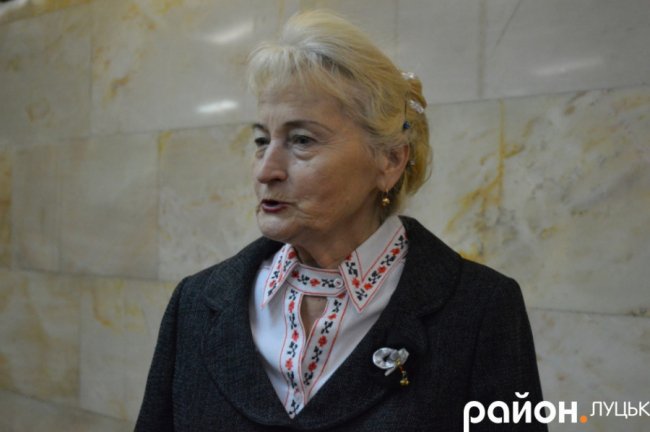 Луцьким пенсіонерам безкоштовно показали виставу «Циганка Аза». ФОТО