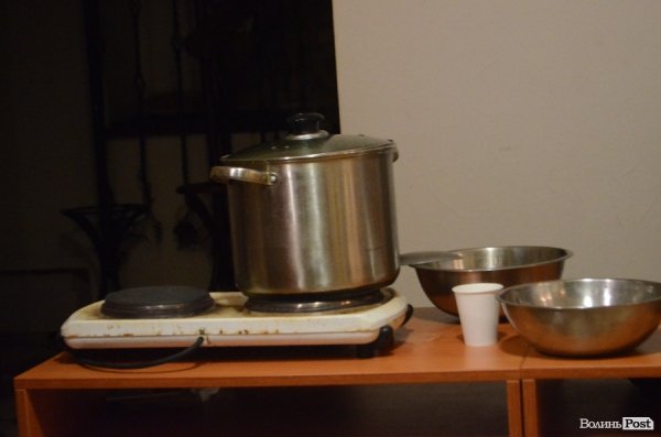 У Луцьку Любко Дереш готував ведичну їжу.ФОТО