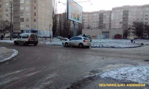 У Луцьку в аварії авто «загубило» бампер