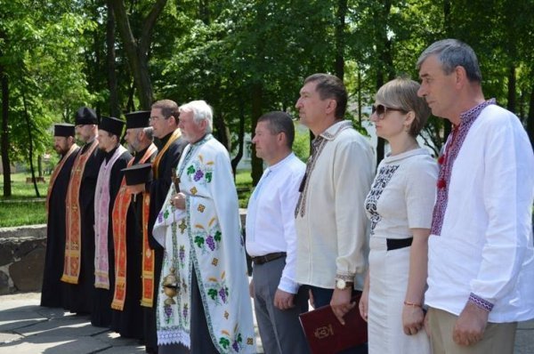 У Ковелі вшанували пам'ять бійців, які загинули під час АТО. ФОТО