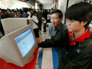 Луцькі школярі отримають китайські комп’ютери