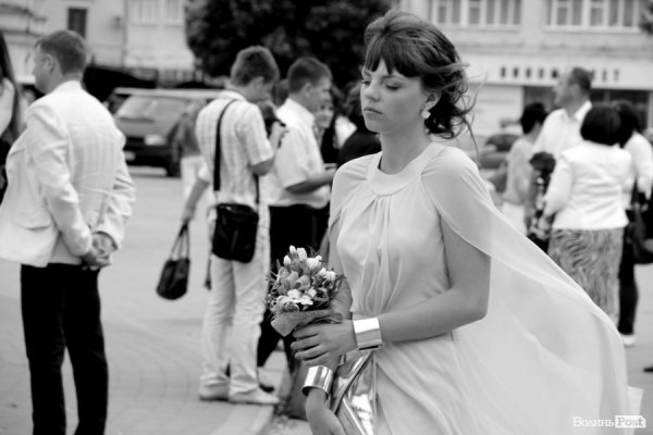 Луцьк відгуляв шкільні випускні. ФОТО