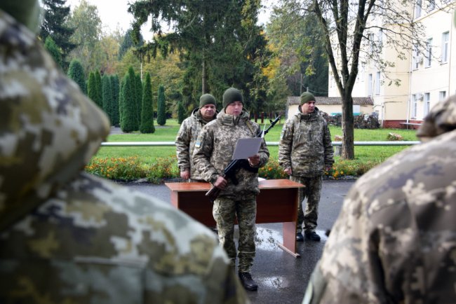Прикордонники склали військову присягу в Луцьку