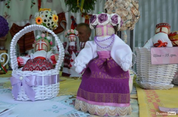 У центрі Луцька - виставка-ярмарок. ФОТО  