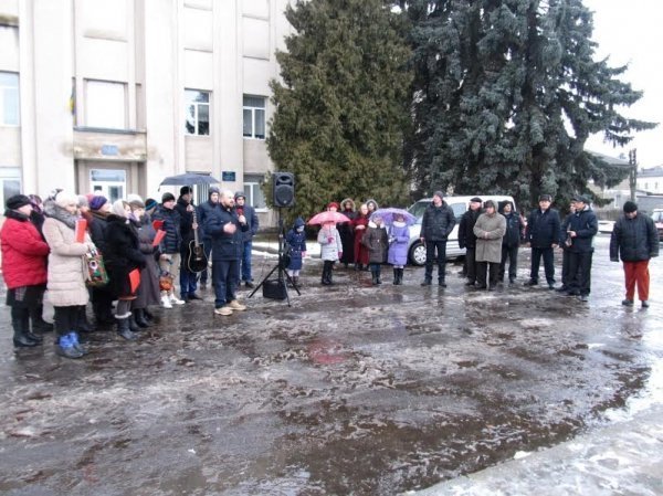 Як у центрі Луцька протестанти святкували Різдво