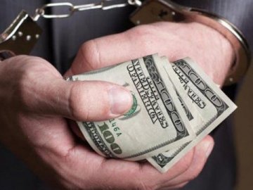 На Волині головного лікаря судитимуть за одержання хабара