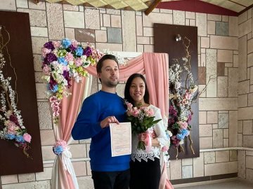 Кохання під час війни: у Нововолинську одружилася 21 пара. ФОТО 