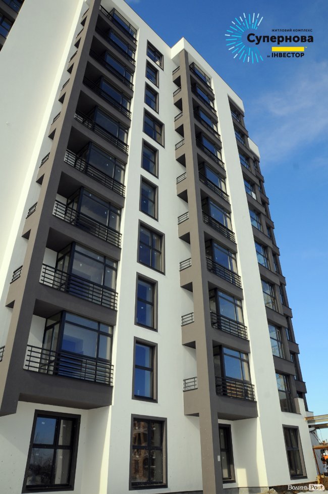 На луцькому ЖК «Супернова» зводять одночасно 5 будинків. ФОТО