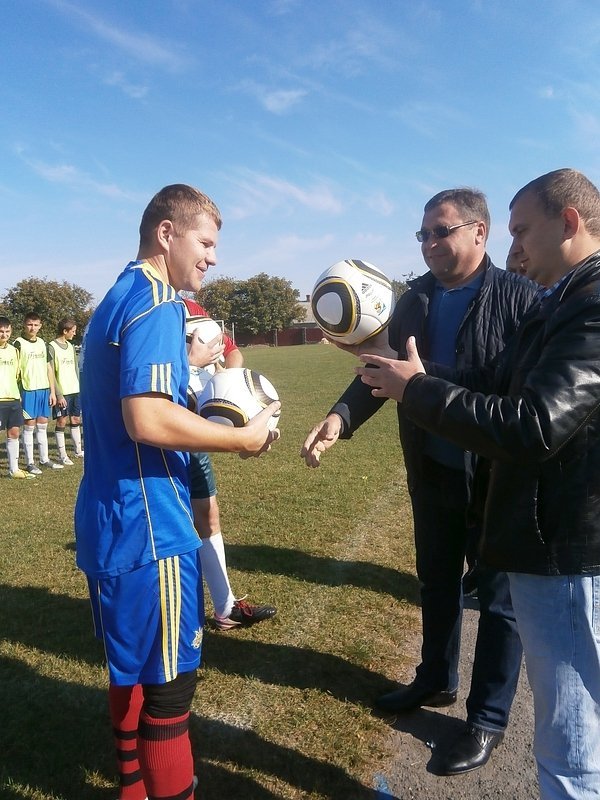 Футбольні команди Рожищенського району змагаються за Кубок Юрія Цейка. ФОТО*