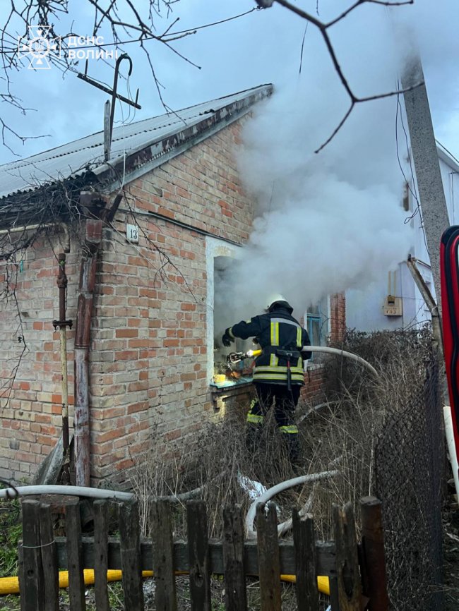У Луцьку під час пожежі житлового будинку загинула людина