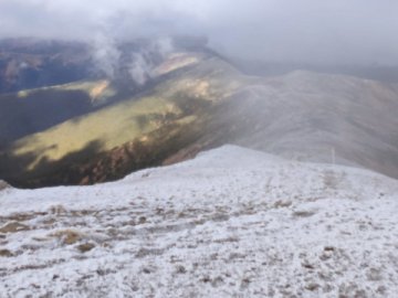 В Карпатах розпочалася справжня зима