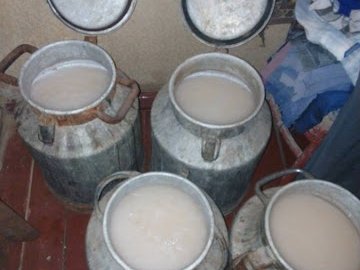 У волинянки вдома поліцейські знайшли 600 літрів самогонної закваски