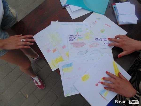 У Луцьку розпочався мистецький марафон на підтримку Нацгвардії. ФОТО