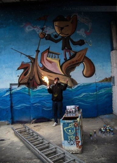 У самому центрі Луцька намалювали кота-пірата. ФОТО