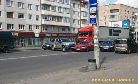 У Луцьку авто патрульної поліції зіткнулось з  Audi. ФОТО. ВІДЕО